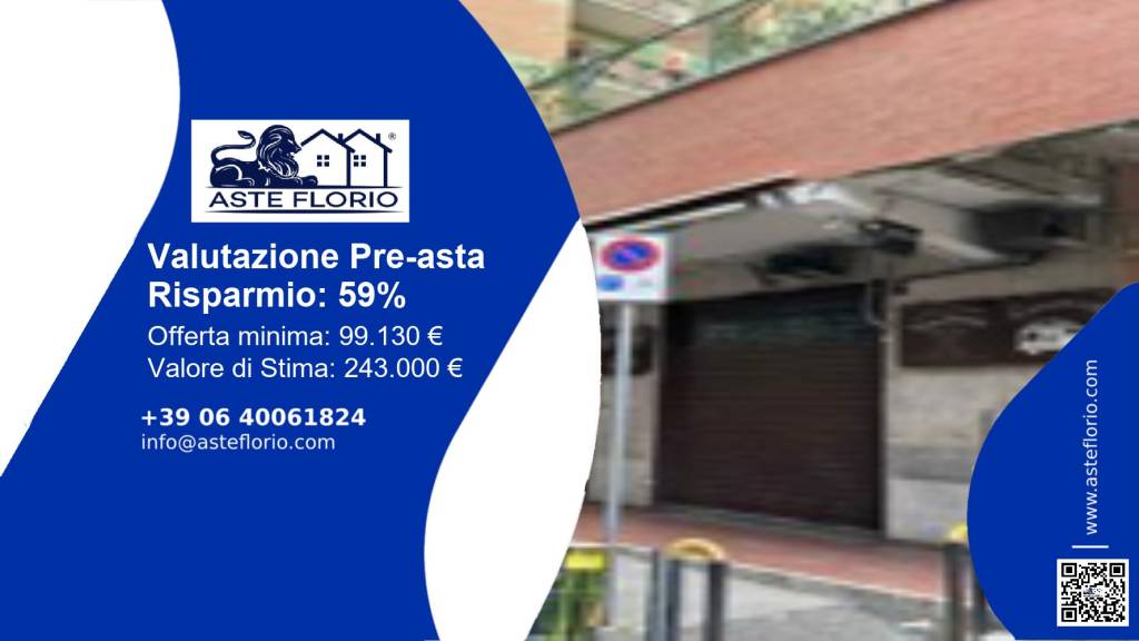 negozio in vendita a Napoli in zona San Carlo all'Arena