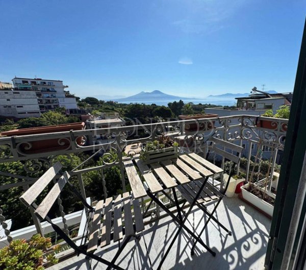 appartamento in vendita a Napoli in zona Posillipo