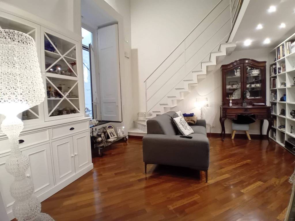 appartamento in vendita a Napoli