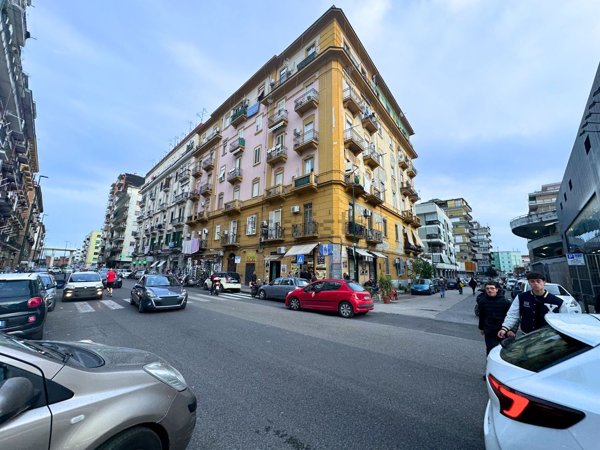 appartamento in vendita a Napoli in zona Vicaria