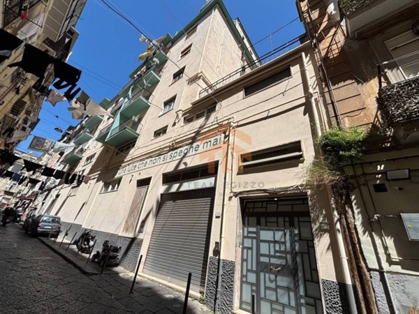 appartamento in vendita a Napoli in zona Pendino / San Giuseppe