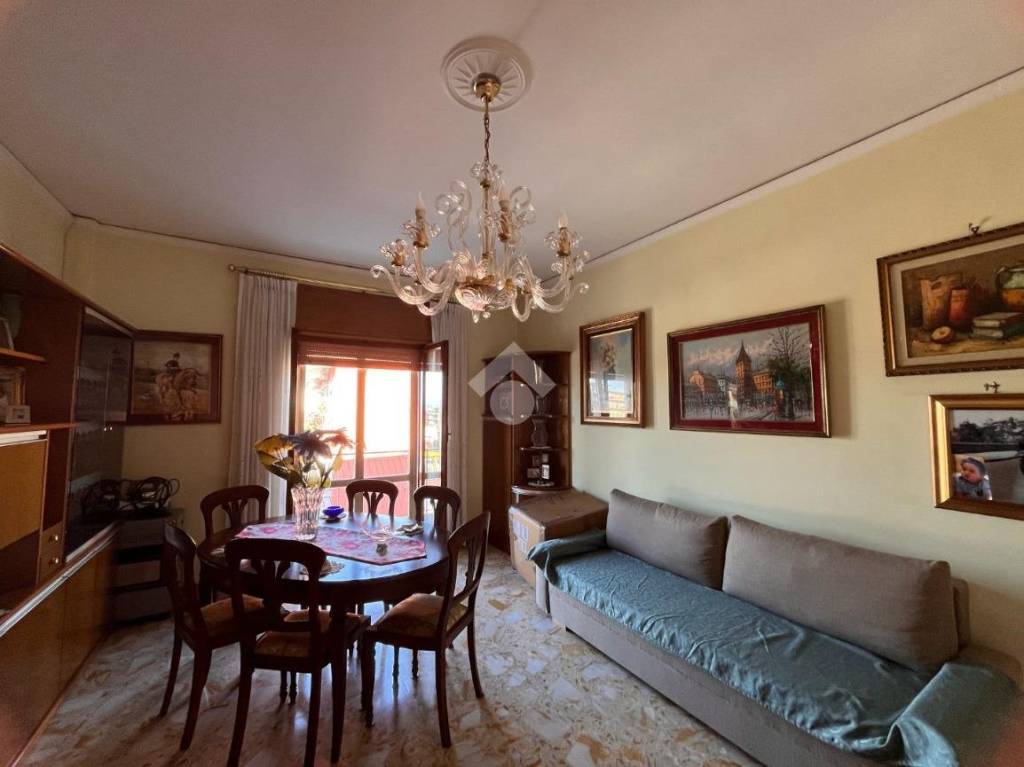 appartamento in vendita a Napoli in zona Secondigliano
