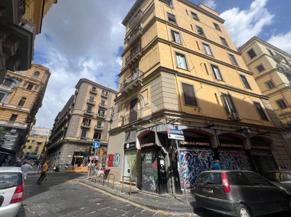 monolocale in vendita a Napoli in zona Pendino / San Giuseppe