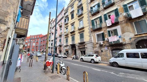 appartamento in vendita a Napoli in zona Avvocata