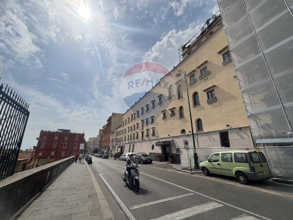appartamento in vendita a Napoli in zona Stella