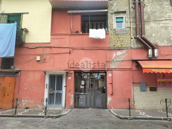 appartamento in vendita a Napoli in zona Barra