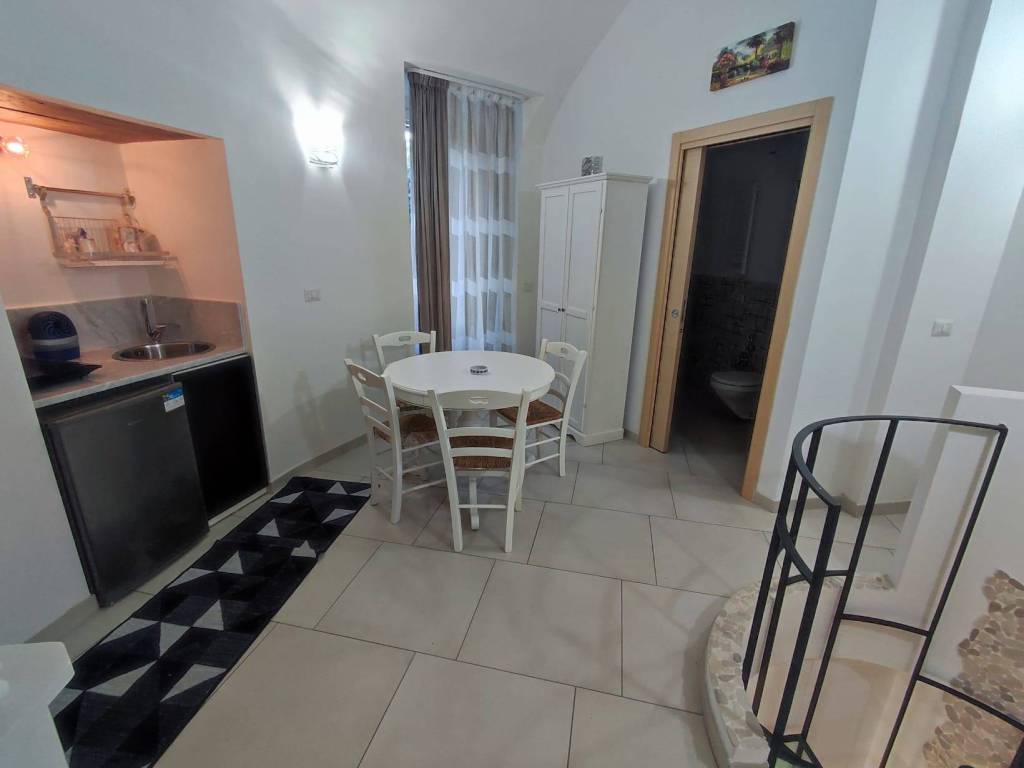 appartamento in vendita a Napoli in zona Stella