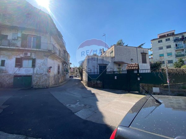 appartamento in vendita a Napoli in zona Chiaiano