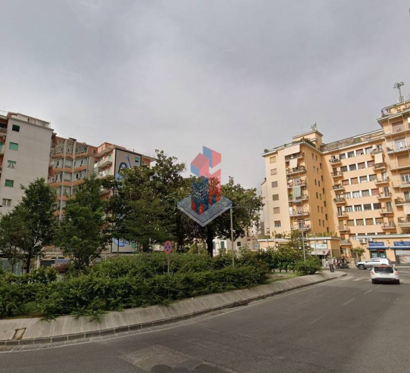 appartamento in vendita a Napoli in zona Arenella