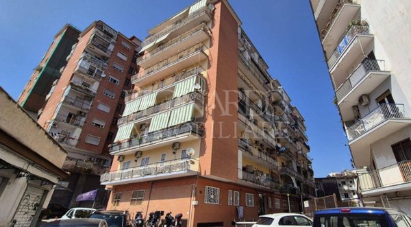appartamento in vendita a Napoli in zona Fuorigrotta