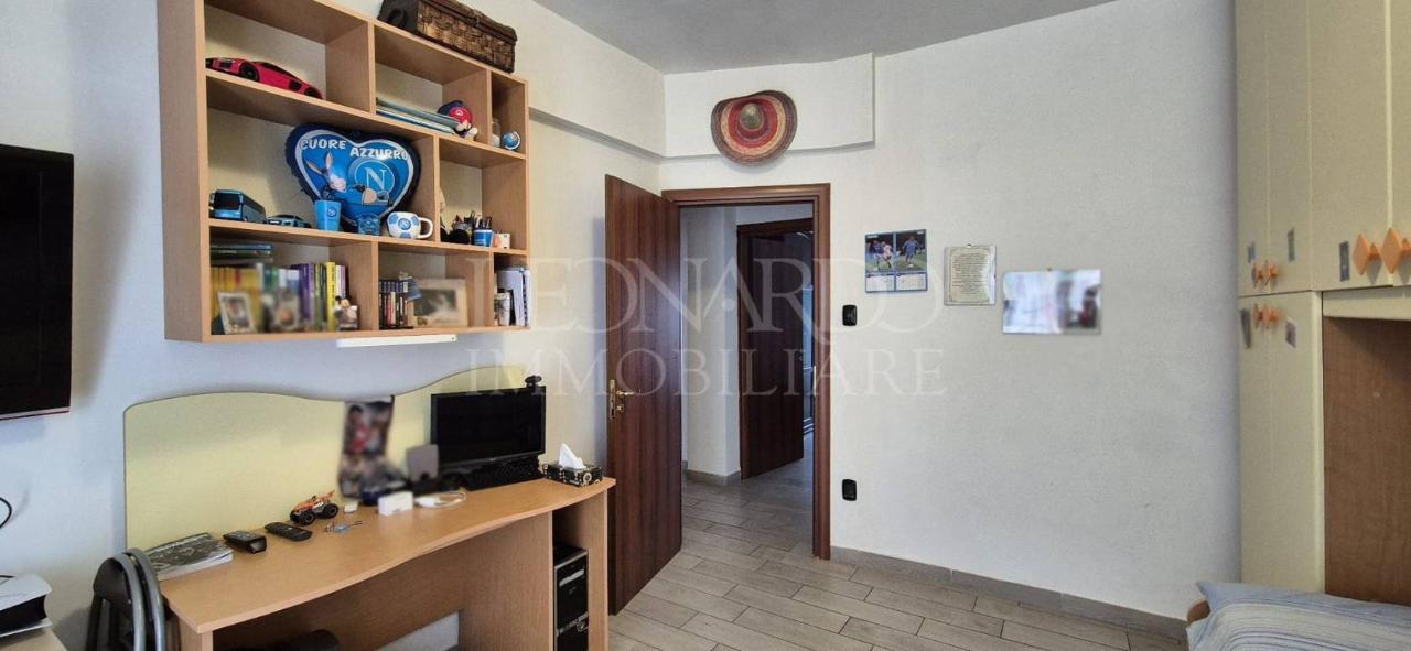 appartamento in vendita a Napoli in zona Fuorigrotta