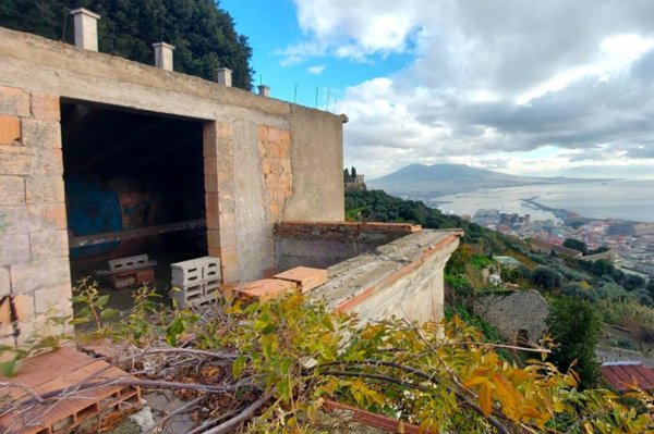 villa in vendita a Napoli in zona Mercato