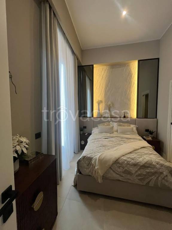 appartamento in vendita a Napoli in zona Stella