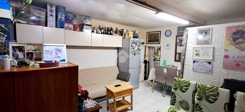 appartamento in vendita a Napoli in zona San Ferdinando