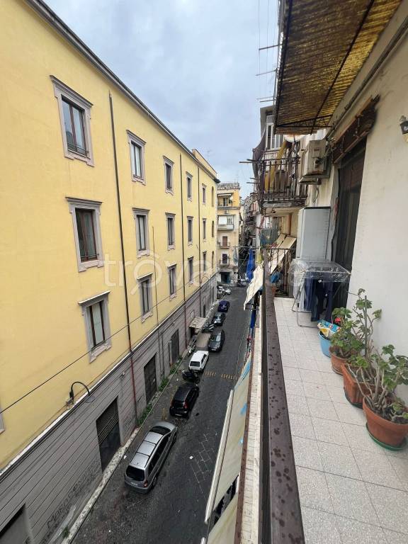 appartamento in vendita a Napoli in zona Pendino / San Giuseppe