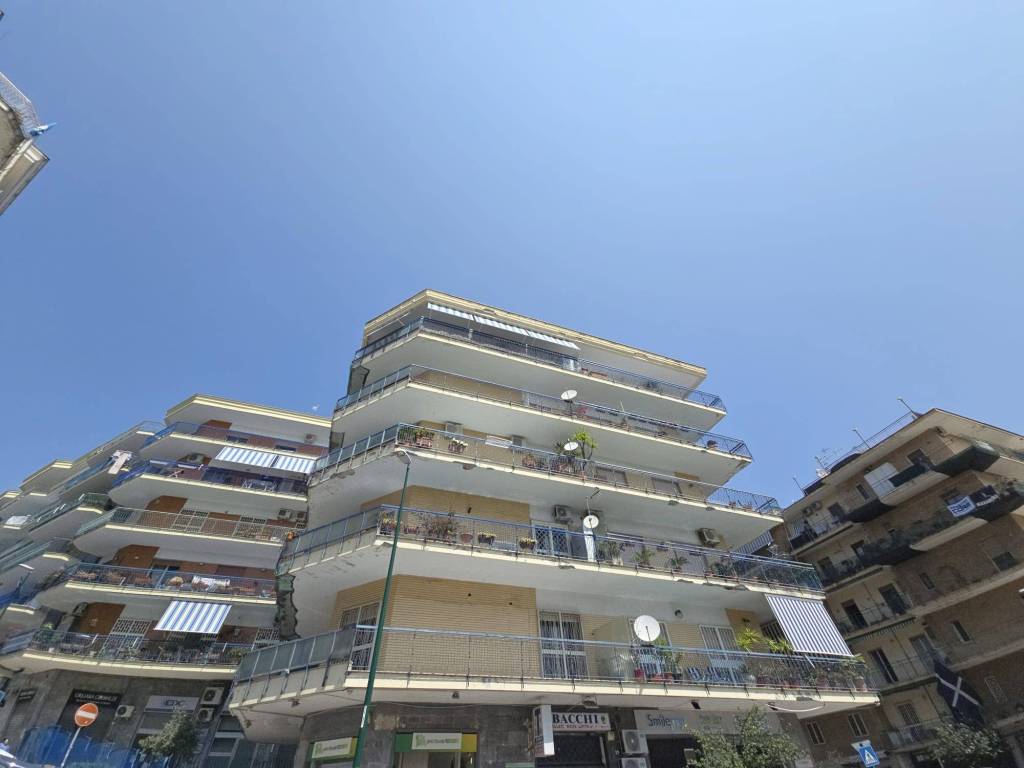 appartamento in vendita a Napoli in zona Capodimonte / Colli Aminei