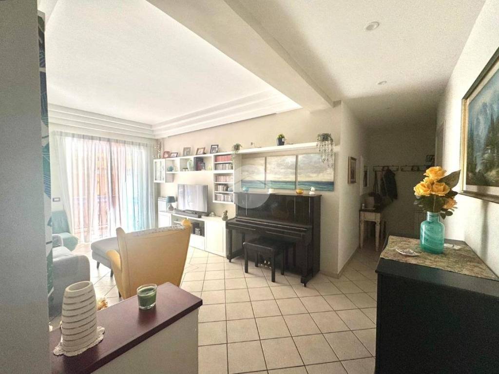 appartamento in vendita a Napoli