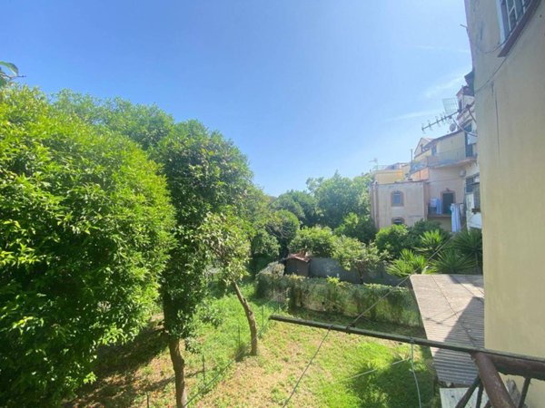 appartamento in vendita a Napoli in zona Capodimonte / Colli Aminei