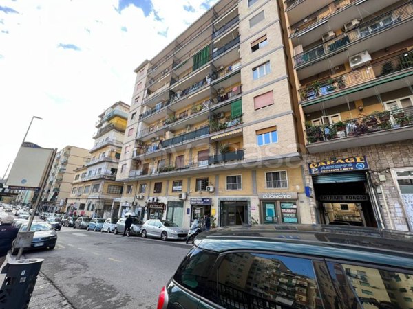 appartamento in vendita a Napoli in zona Fuorigrotta