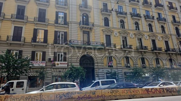 ufficio in vendita a Napoli in zona Pendino / San Giuseppe