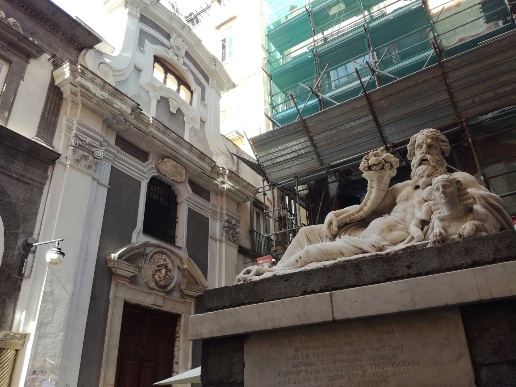appartamento in vendita a Napoli in zona Stella