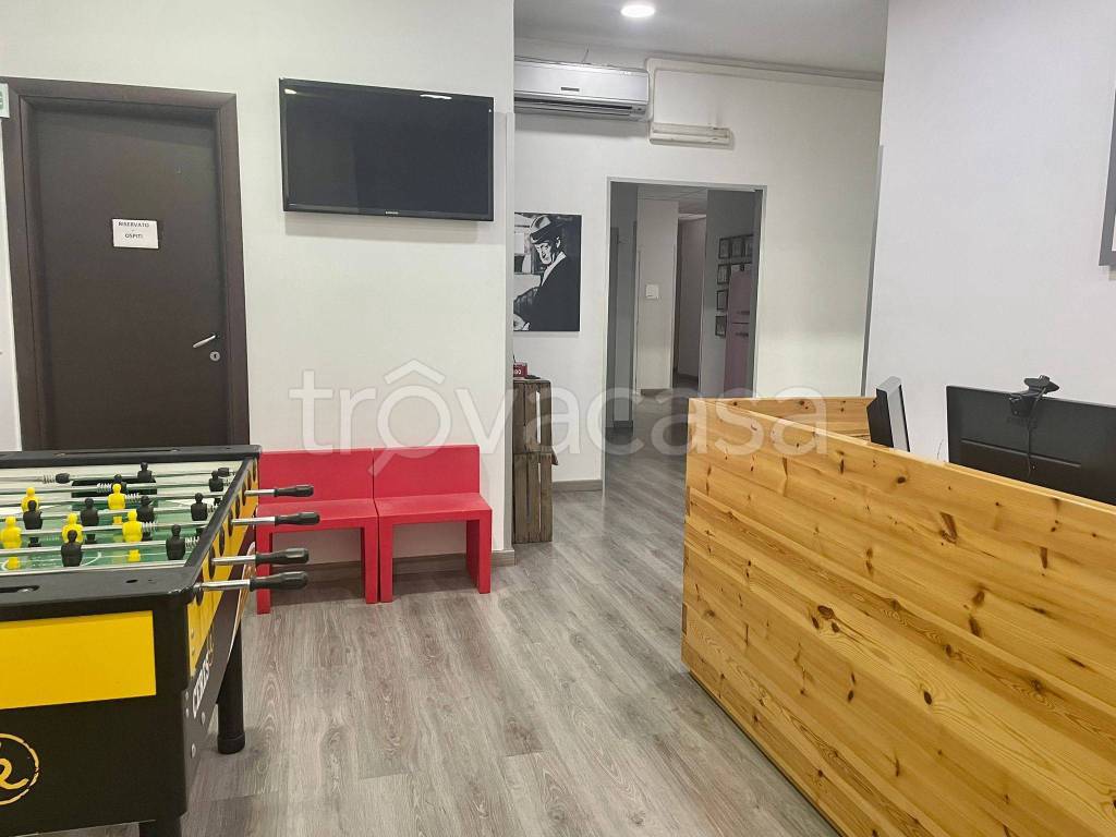 ufficio in vendita a Napoli in zona Poggioreale