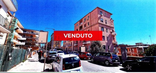 appartamento in vendita a Napoli in zona Chiaia