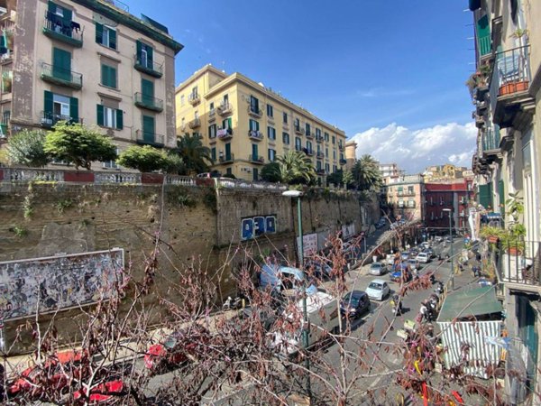 appartamento in vendita a Napoli in zona Arenella