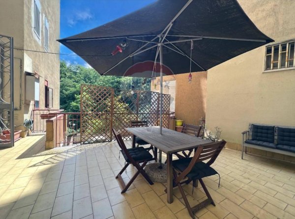 appartamento in vendita a Napoli in zona Soccavo