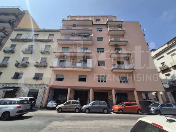 appartamento in vendita a Napoli in zona Bagnoli