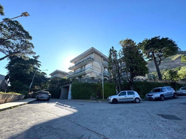 appartamento in vendita a Napoli in zona Soccavo