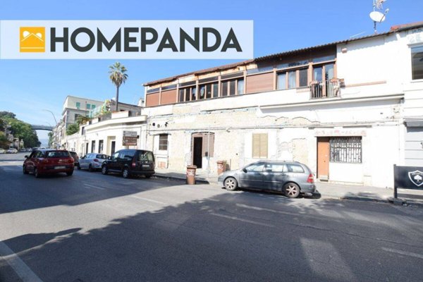 negozio in vendita a Napoli in zona Posillipo