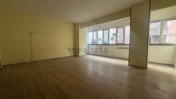 appartamento in vendita a Napoli in zona Vicaria