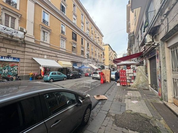 negozio in vendita a Napoli