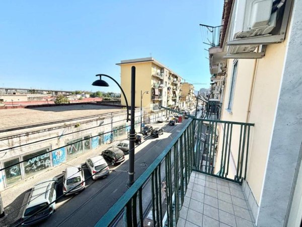 appartamento in vendita a Napoli in zona Poggioreale