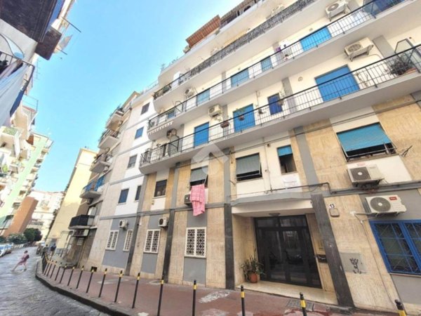 appartamento in vendita a Napoli in zona Arenella