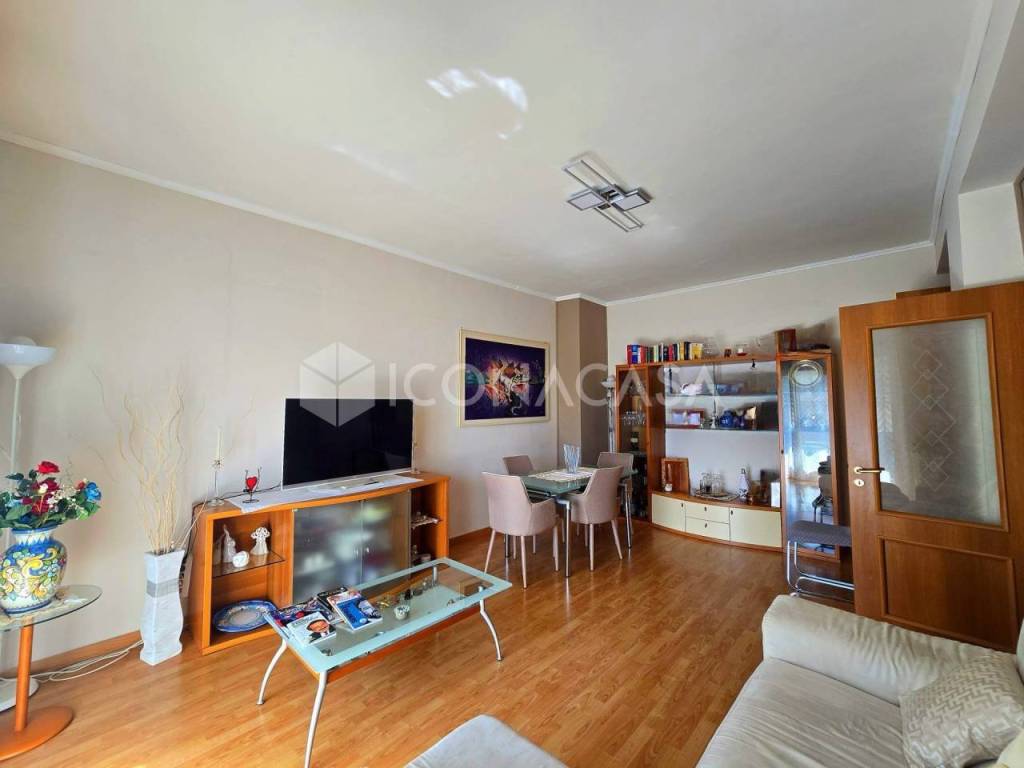 appartamento in vendita a Napoli in zona Soccavo