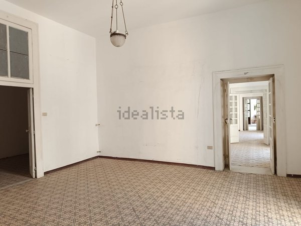 appartamento in vendita a Napoli in zona San Ferdinando