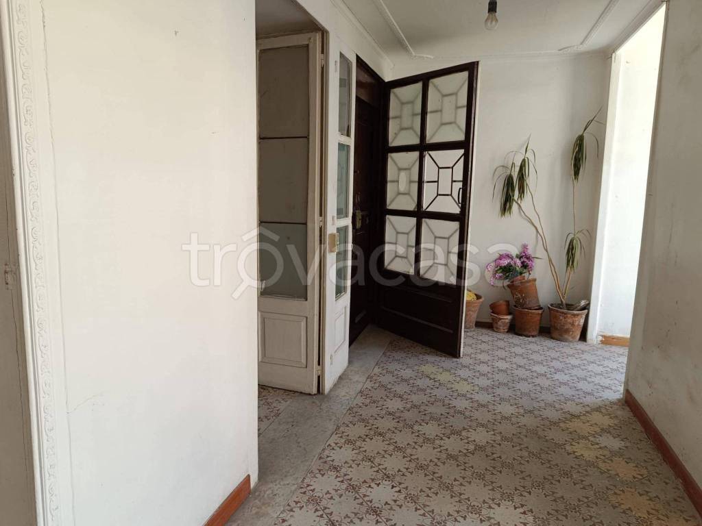 appartamento in vendita a Napoli in zona San Ferdinando