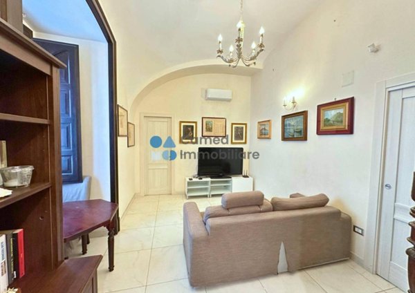appartamento in vendita a Napoli in zona Montecalvario