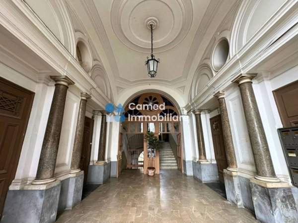 appartamento in vendita a Napoli