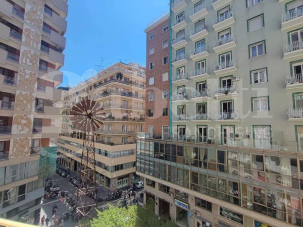 appartamento in vendita a Napoli in zona San Ferdinando