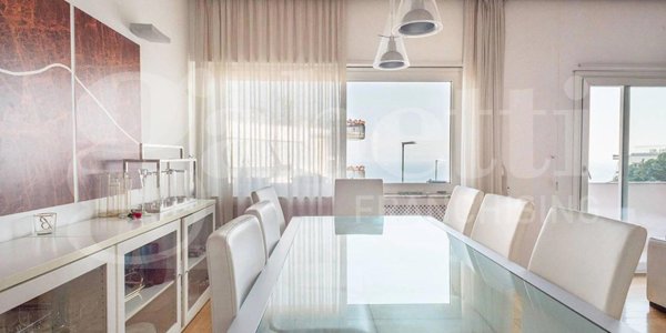appartamento in vendita a Napoli in zona Posillipo
