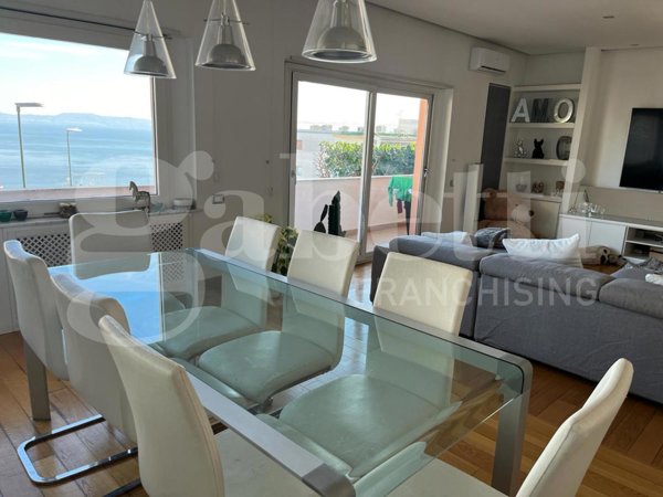 appartamento in vendita a Napoli in zona Posillipo