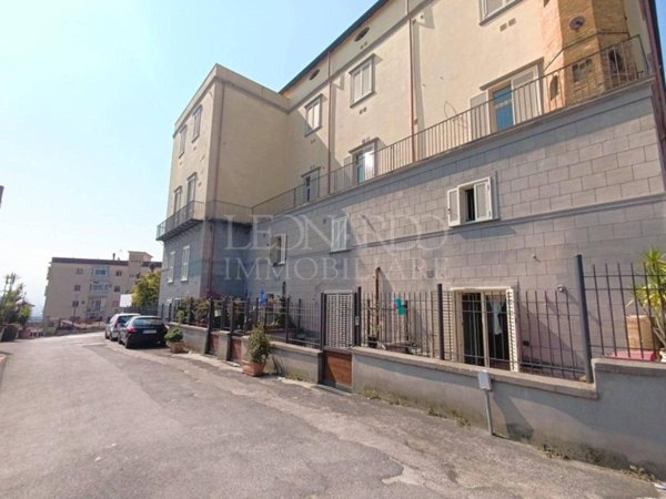 appartamento in vendita a Napoli in zona Chiaiano