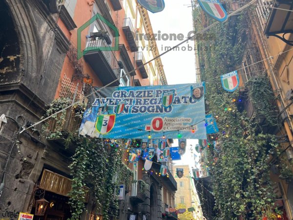 appartamento in vendita a Napoli in zona Stella