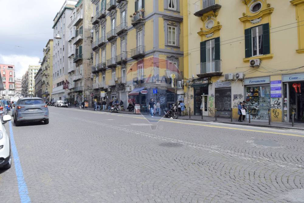 negozio in vendita a Napoli
