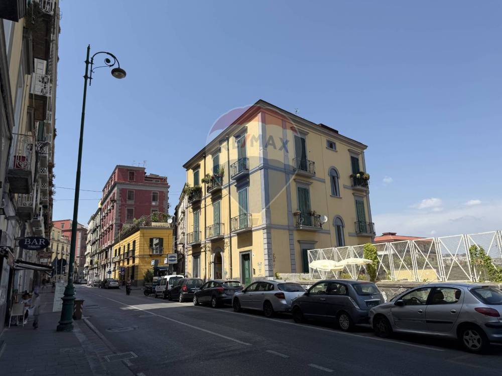 appartamento in vendita a Napoli