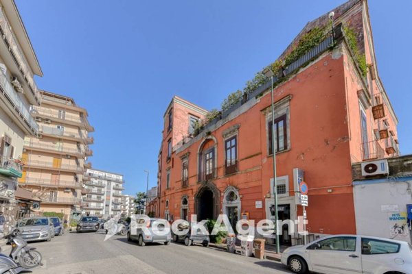 casa indipendente in vendita a Napoli in zona Posillipo