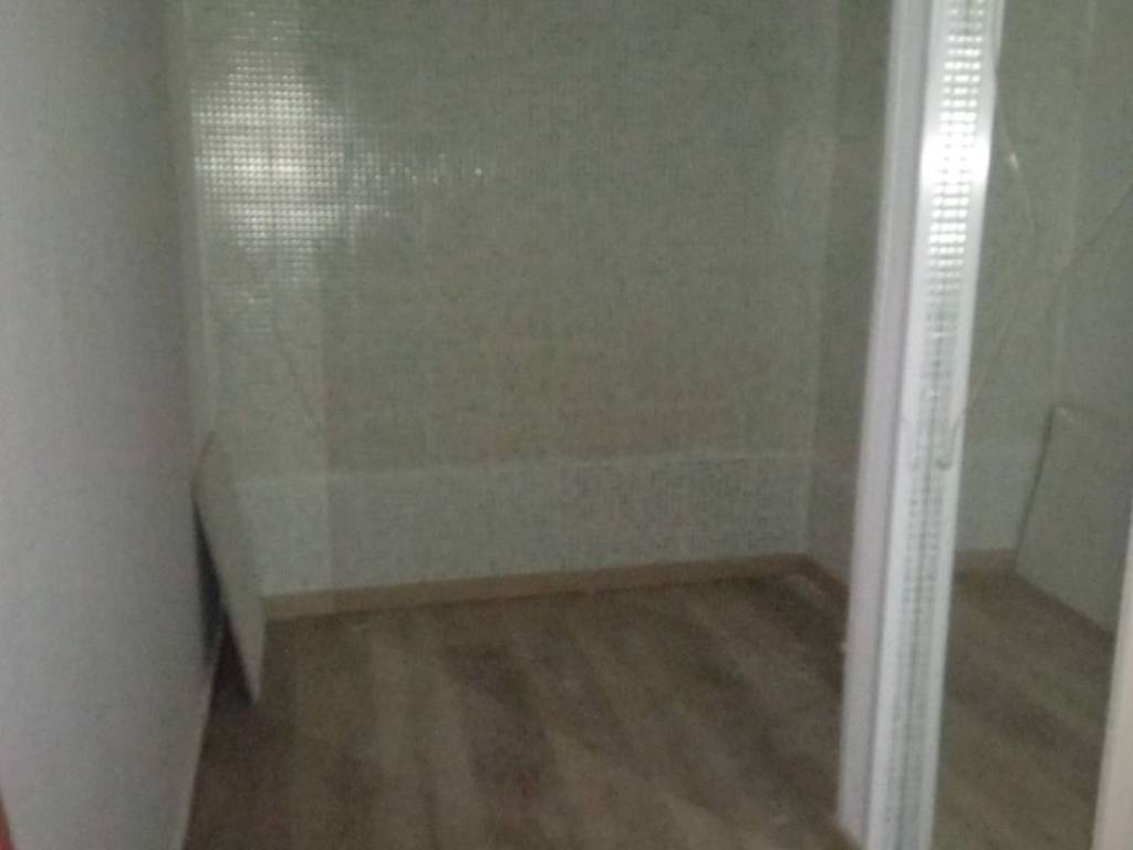 negozio in vendita a Napoli in zona Poggioreale